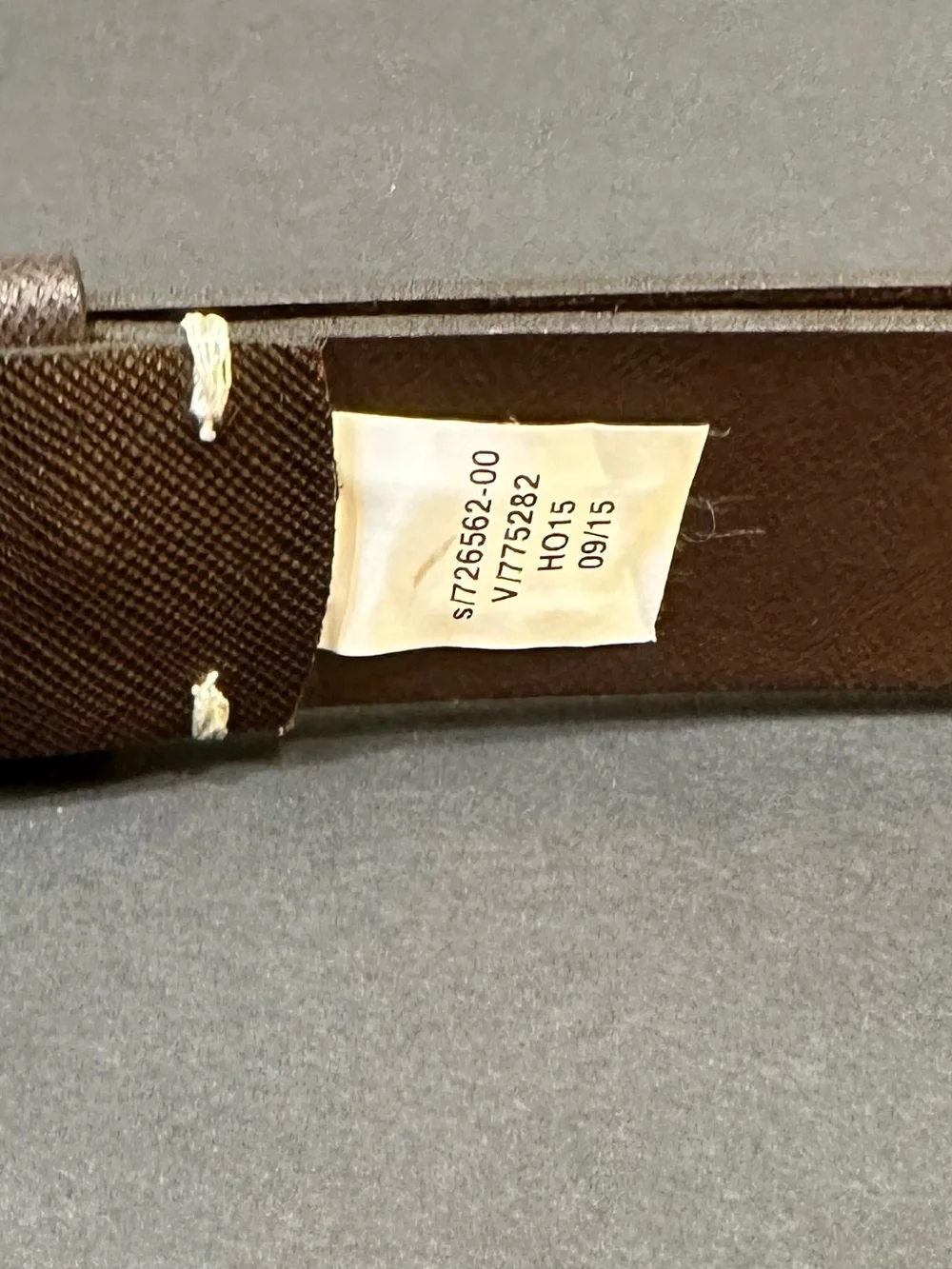 Banana Republic Brown Saffiano Leather Belt Silver Buckle Modern 40 USA